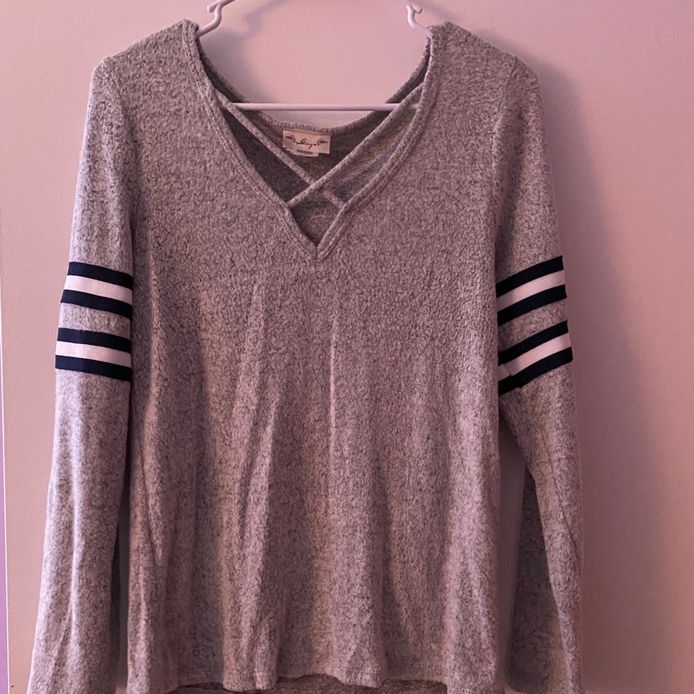 Grey long sleeve
